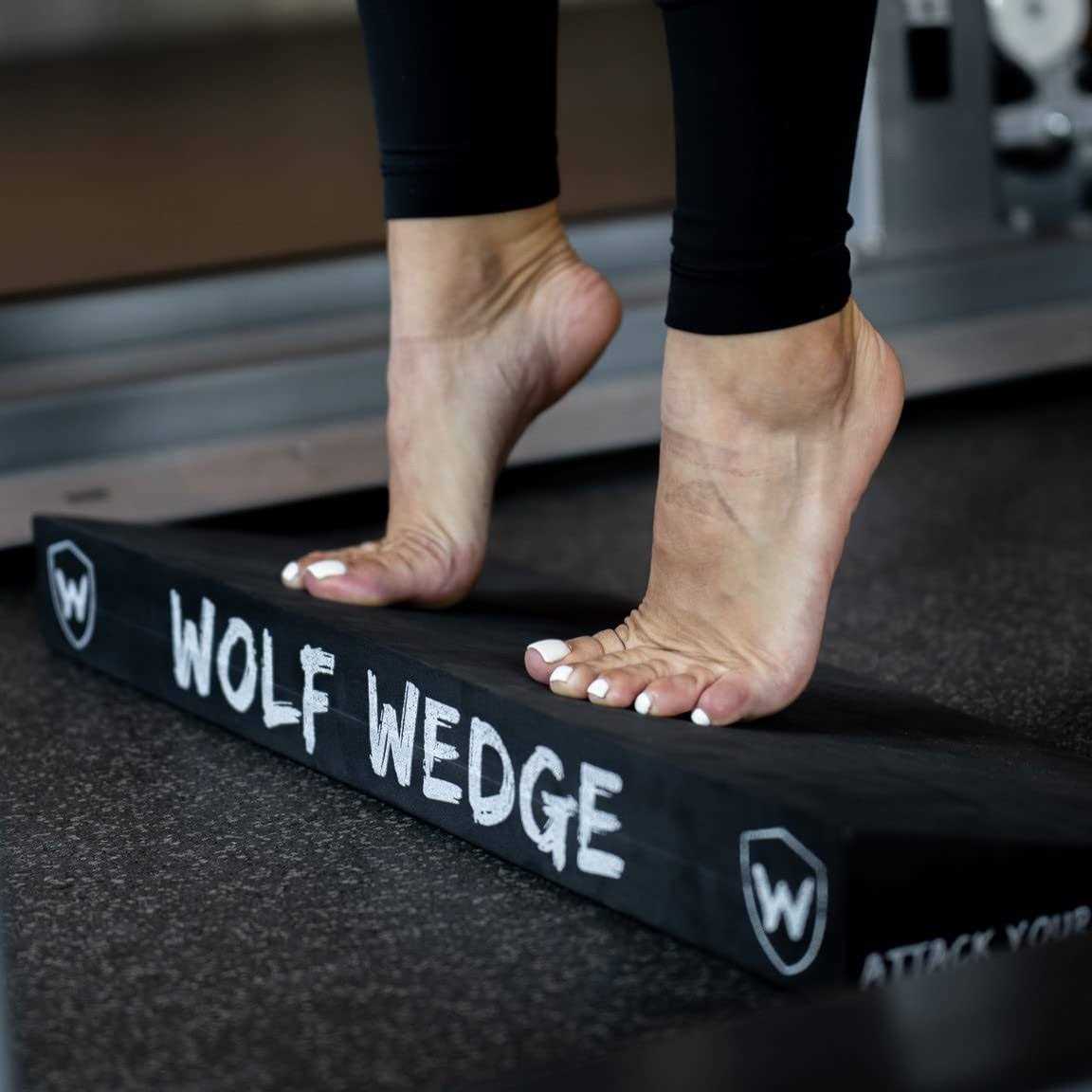 Squat Wedge Slant Board Heel Lift for Strength and Knees Over Toes Z296956