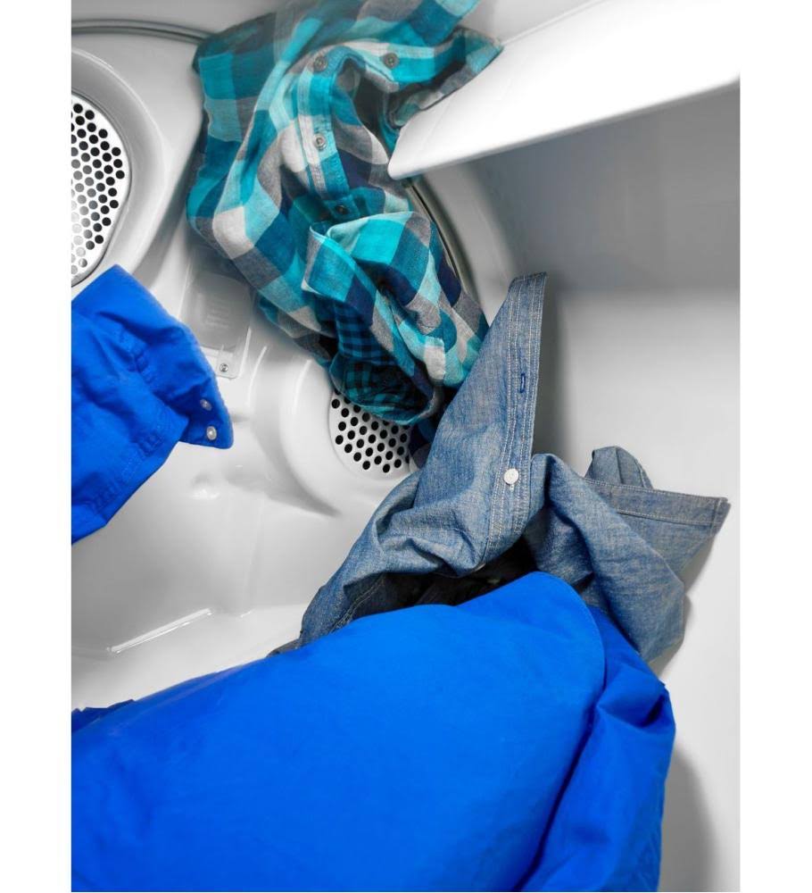 Large Capacity Dryer with Wrinkle Control - White U862