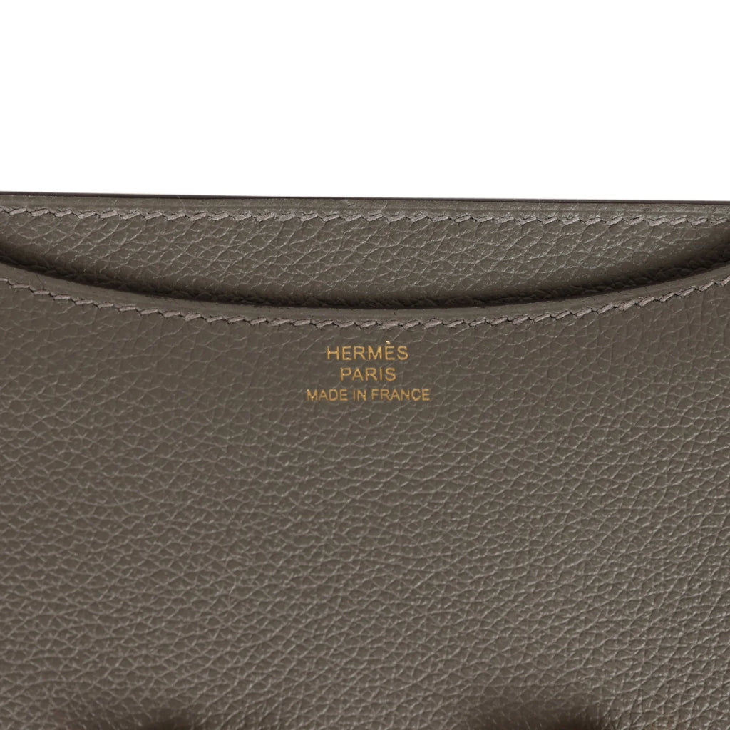 Constance 18 Gris Meyer Verso Evercolor Leather Bag B945