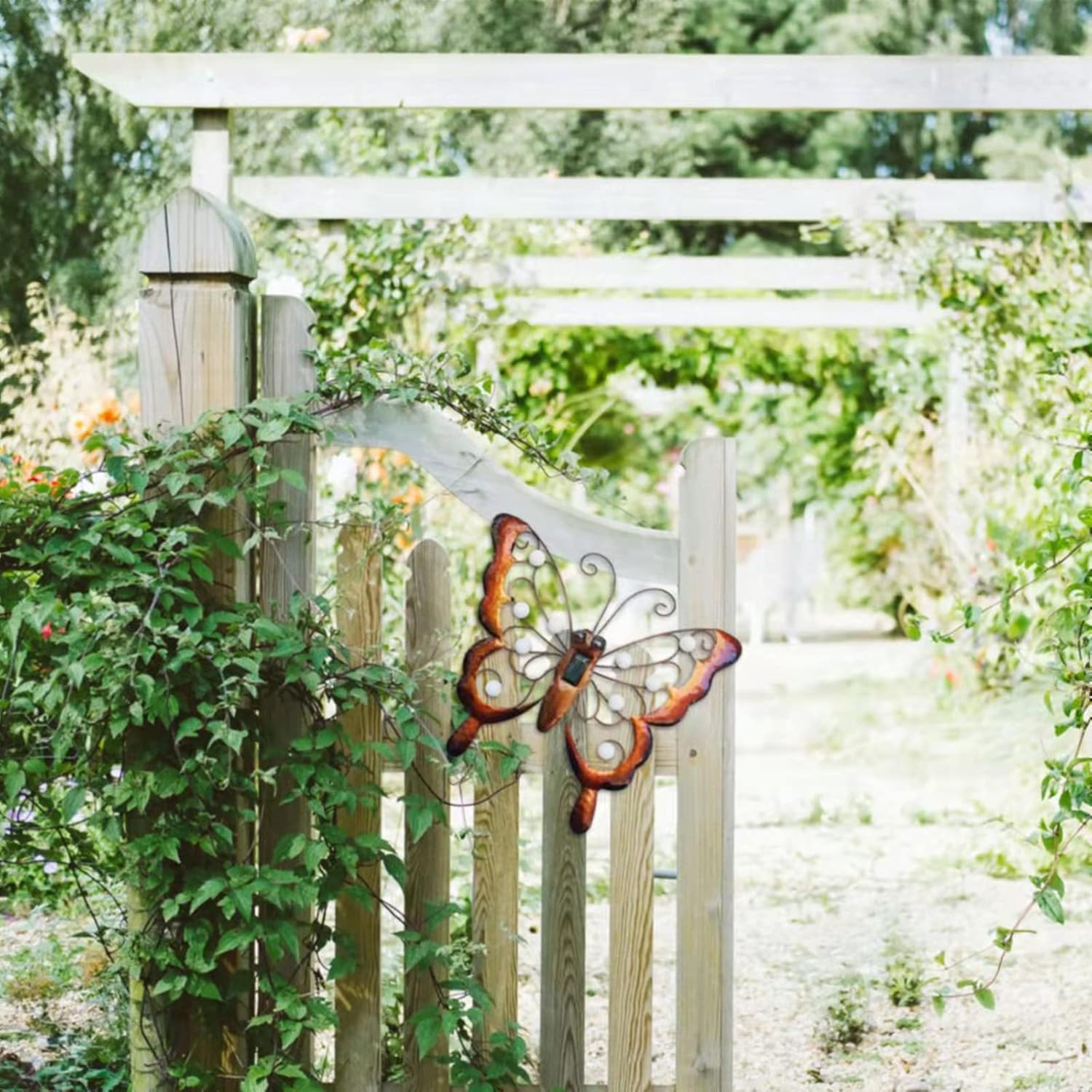 Solar Metal Butterfly Garden Wall Art with Light R1716