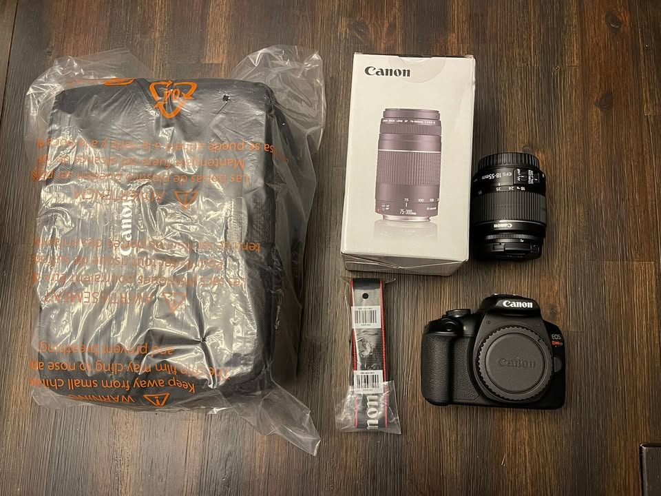 DSLR Camera with 18-55mm and 75-300mm Lens Kit, Black M858609
