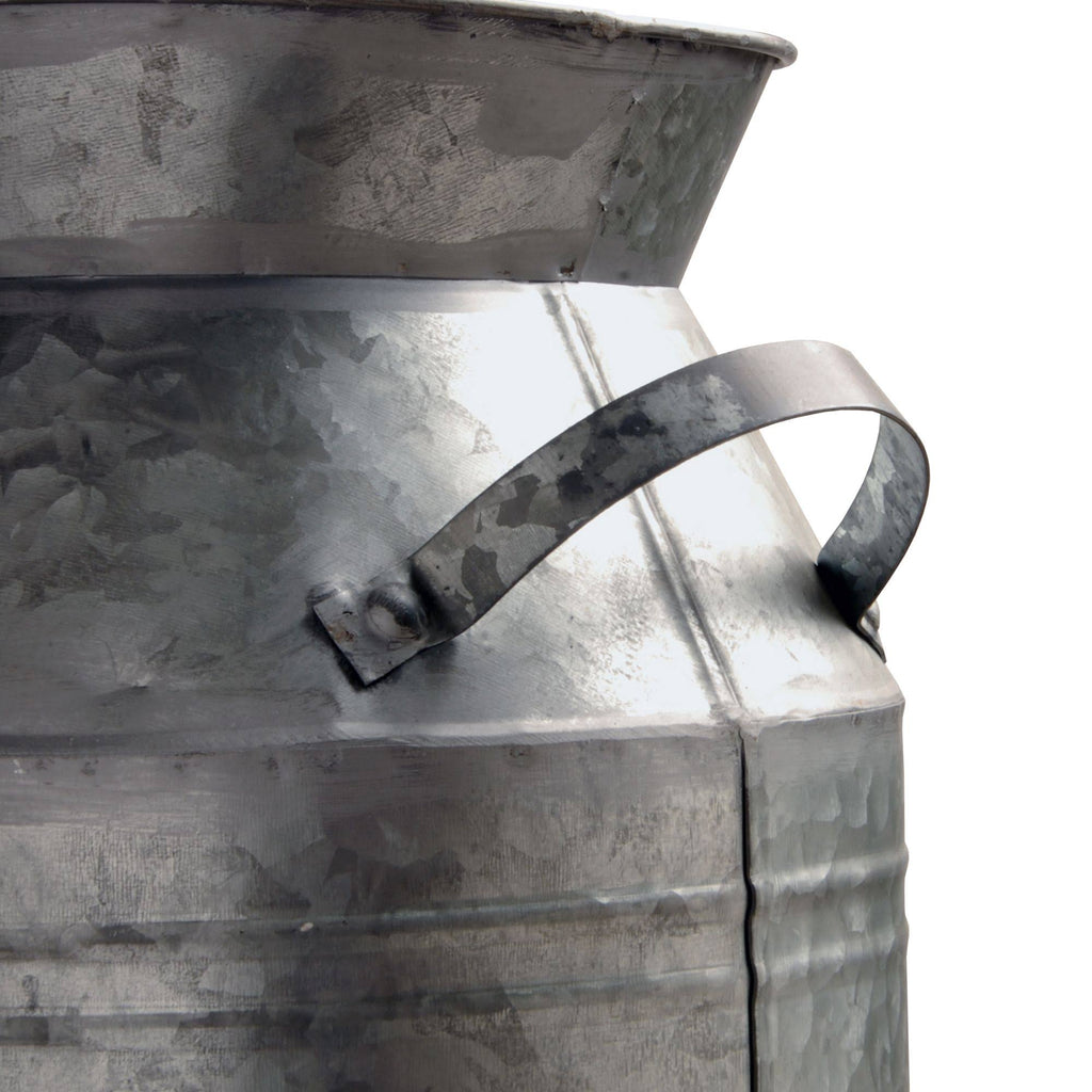 Antique Milk Can Garden Decor D702980