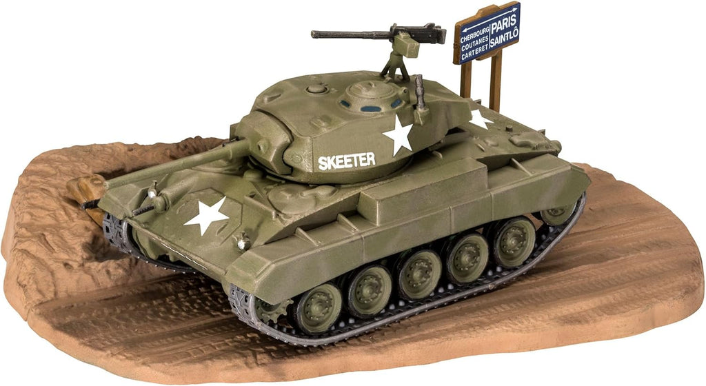 M24 Chaffee Plastic Model Kit, Unpainted B527889