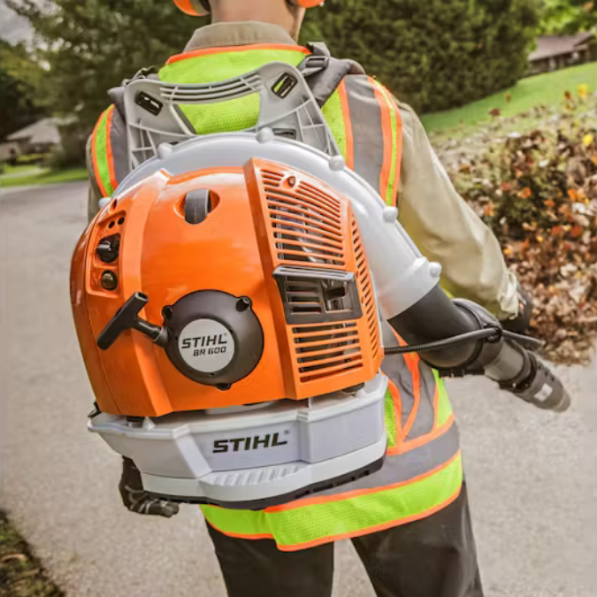 Commercial Gas Backpack Leaf Blower U206155
