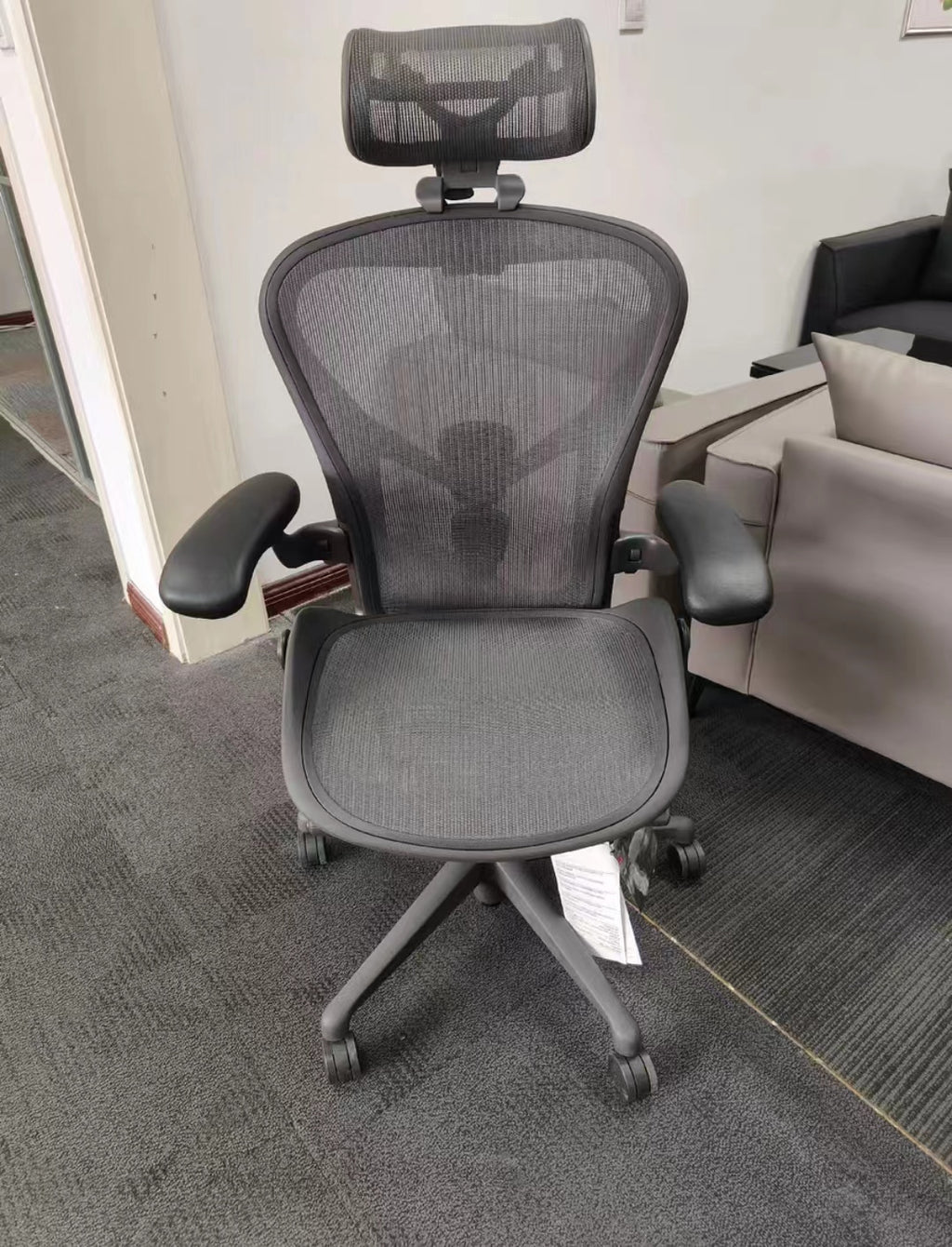 Ergonomic office chair T551
