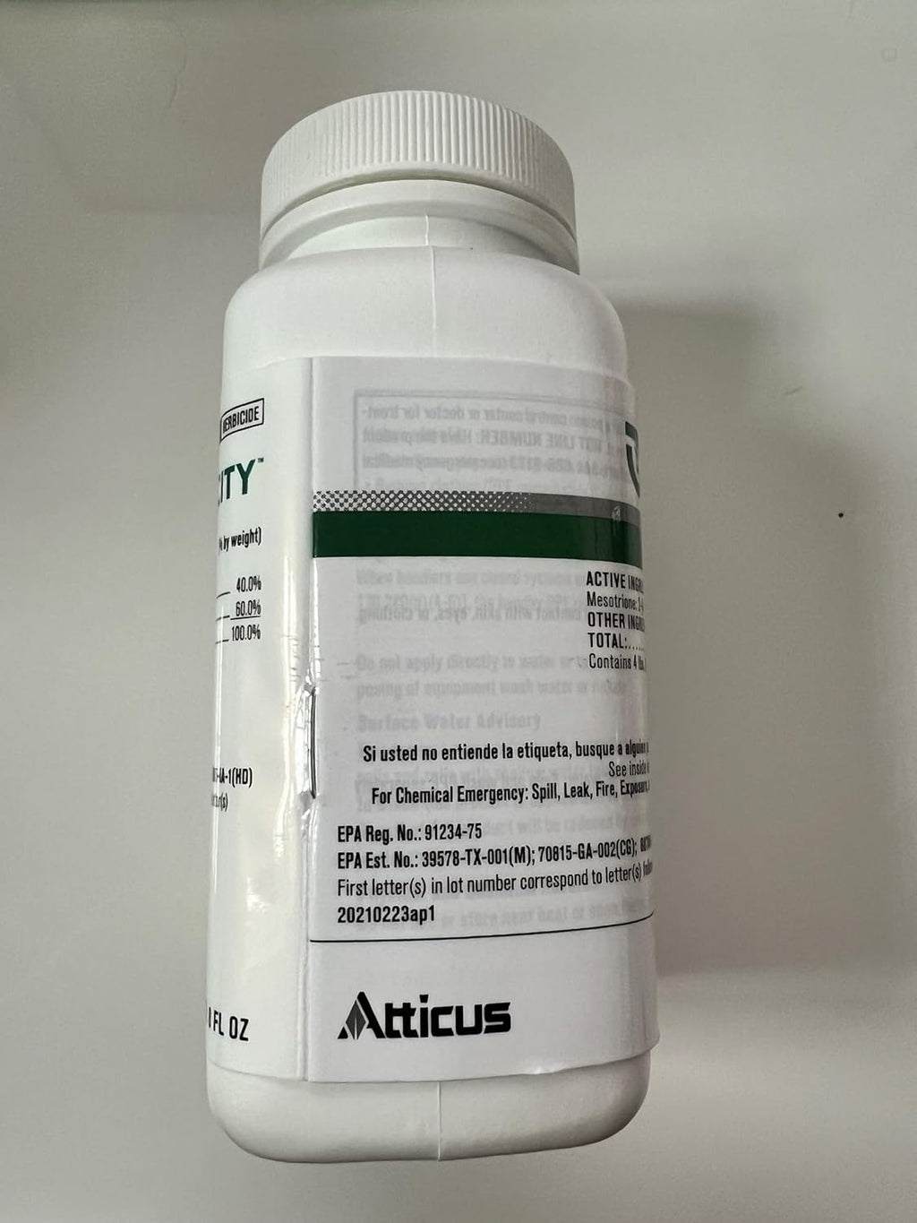 Turf Herbicide (16 oz) – Selective Weed Prevention for Lawns L456709