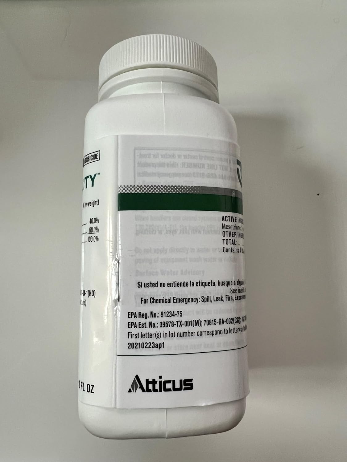 Turf Herbicide (16 oz) – Selective Weed Prevention for Lawns L456709
