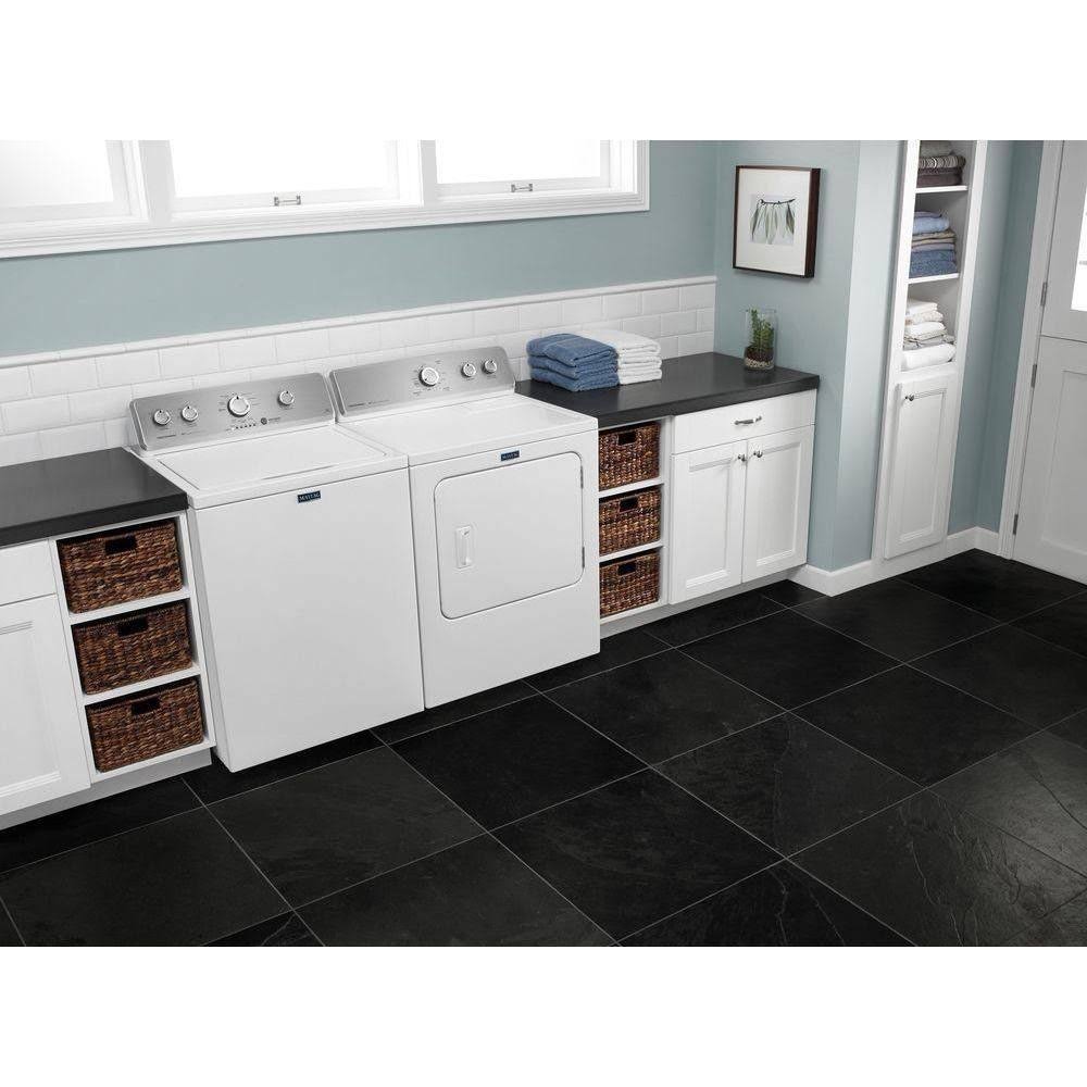 Large Capacity Dryer with Wrinkle Control - White U862