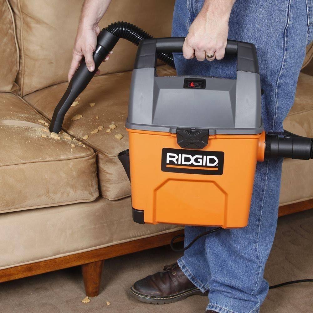 3.5-Peak HP Portable Wet Dry Vac with LED Car Nozzle J3456