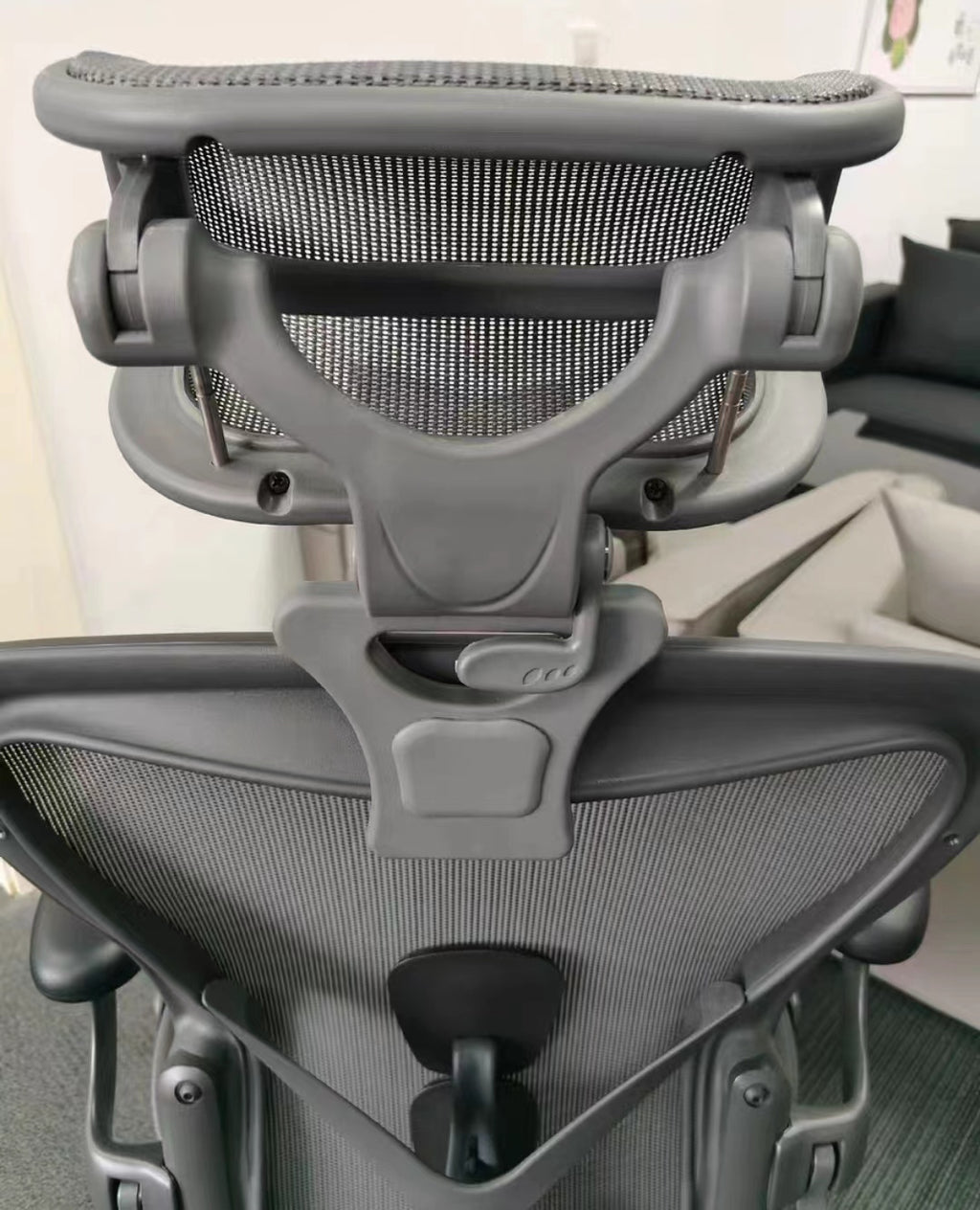 Ergonomic office chair T551