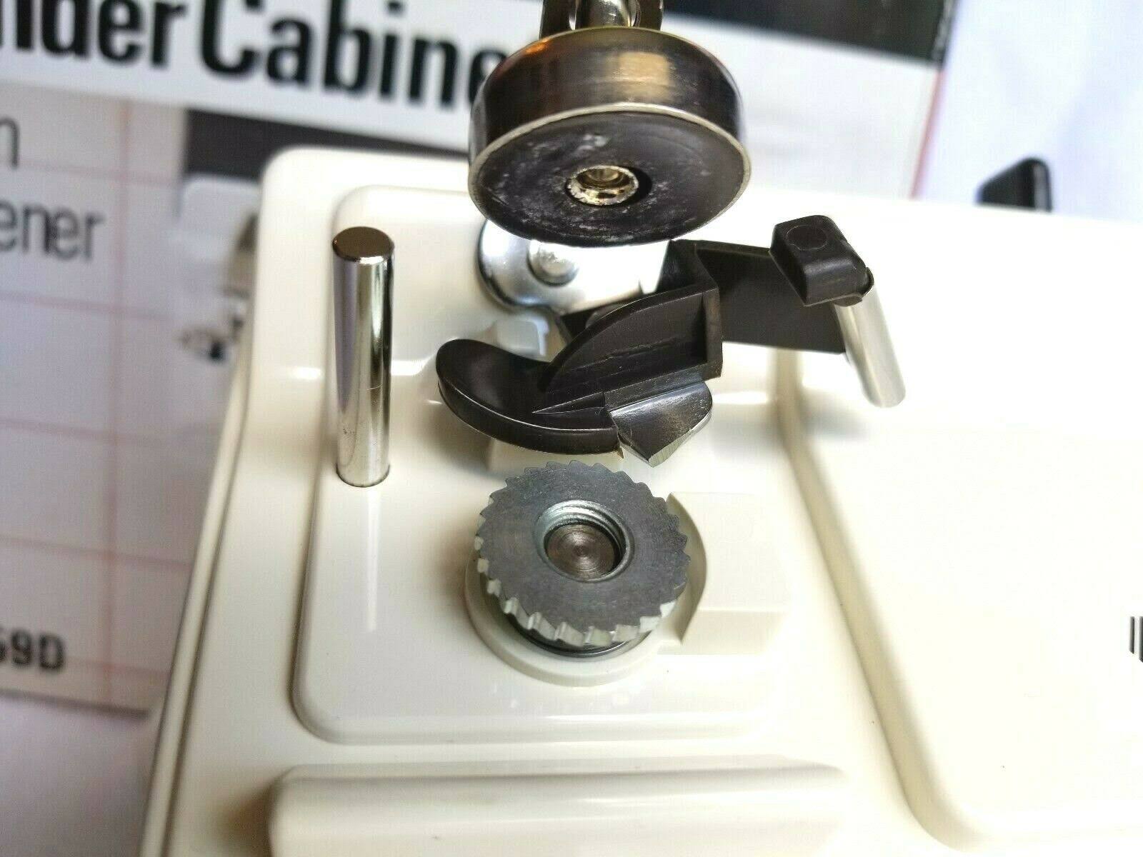 Under Cabinet Electric Can Opener P388