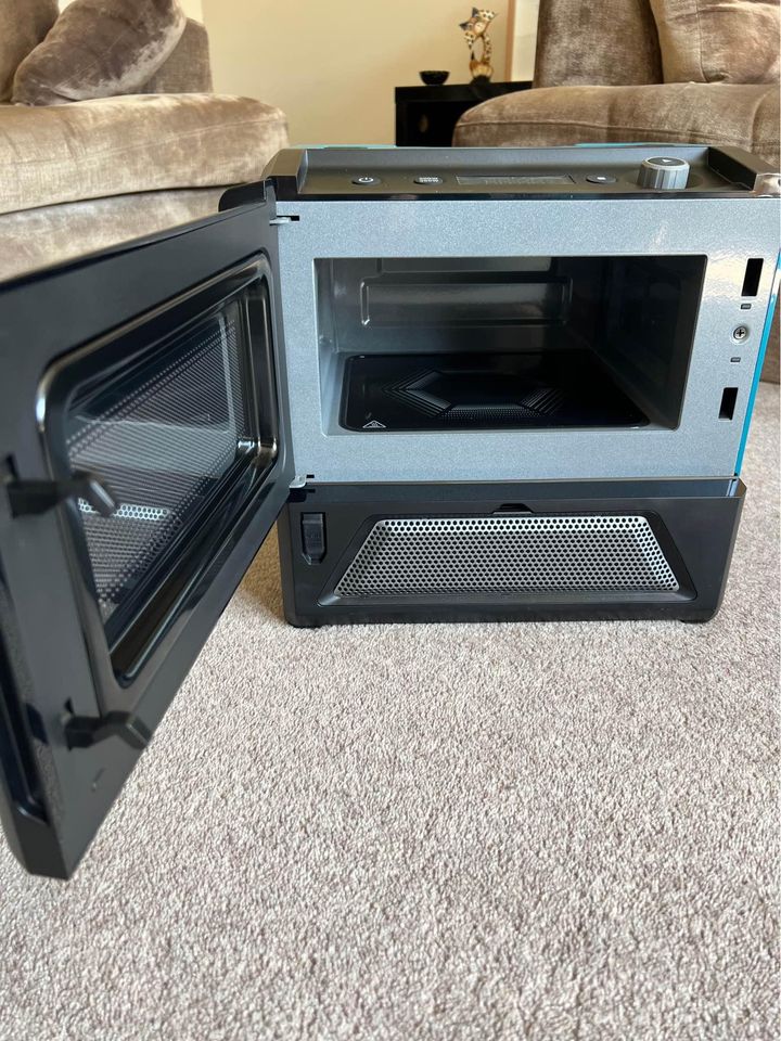 40V XGT Microwave A859