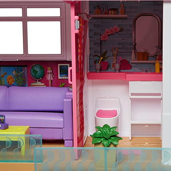 Dollhouse with Elevator, Pool, Slide and 70 Accessories N3872